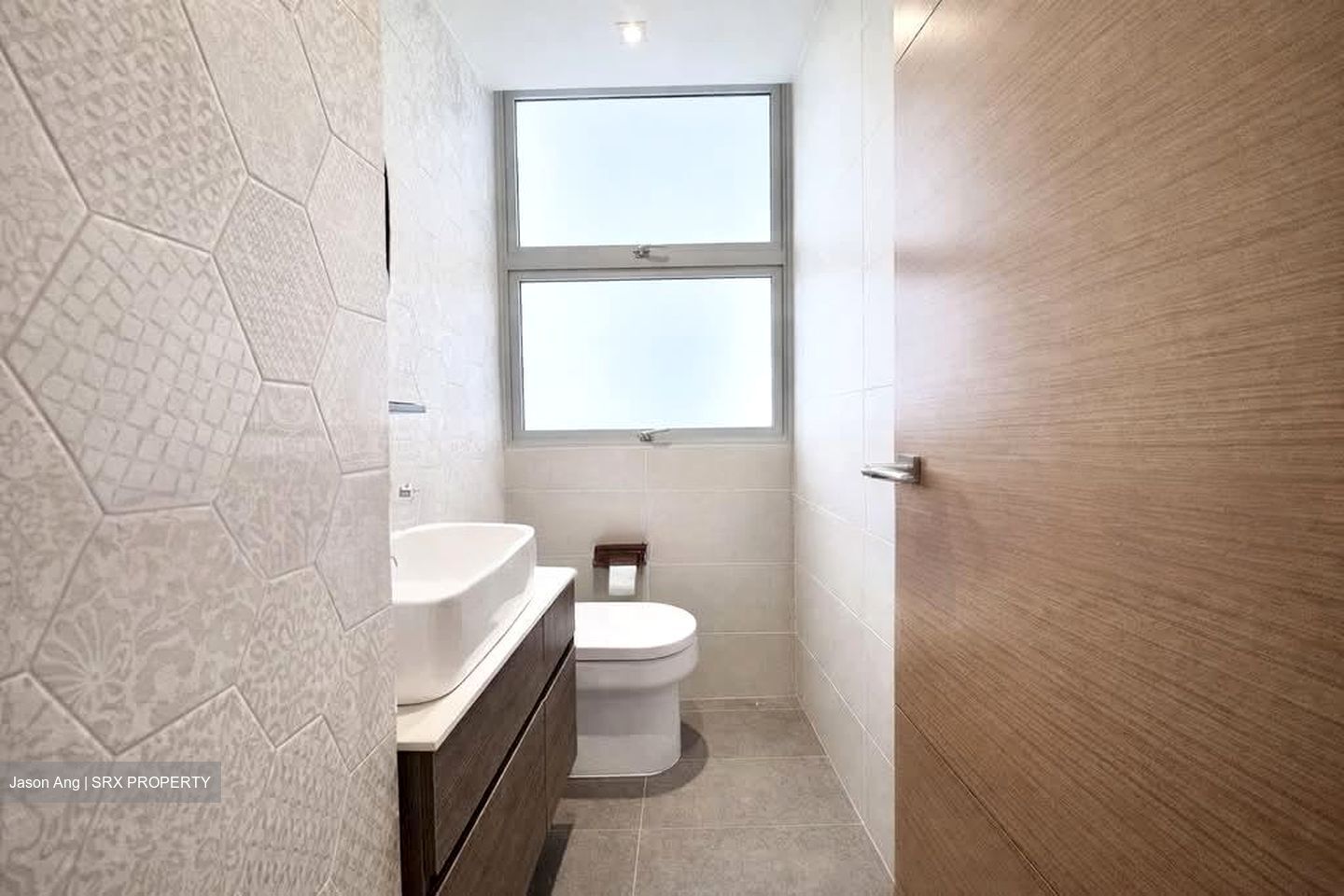 The Esta (D15), Condominium #527976901
